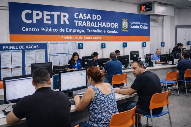 CPETR de Santo André orienta trabalhadores e concentra atendimento no Paço Municipal