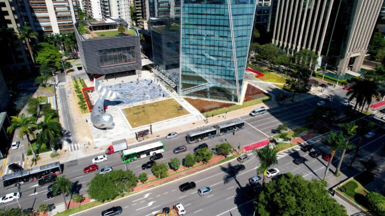 Equipes de inteligência de mercado, embora mais enxutas, ampliam escopo