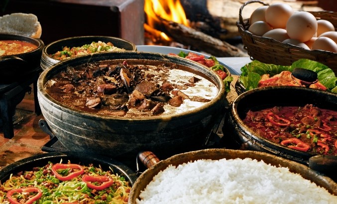 PRINCIPAIS COMIDAS TÍPICAS BRASILEIRAS